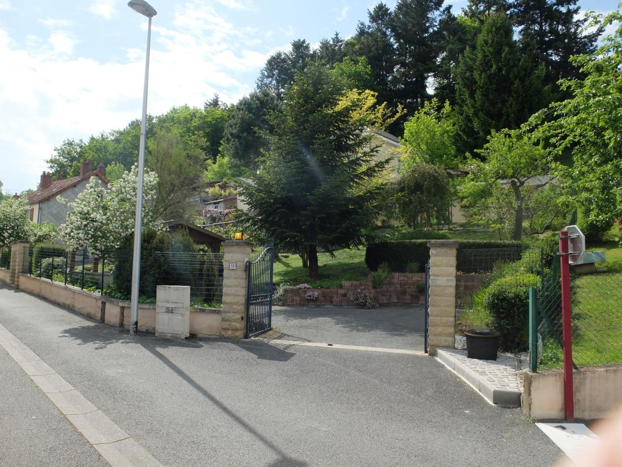Saint-Éloy-les-Mines La Cadanise, Suite Du Parc מראה חיצוני תמונה